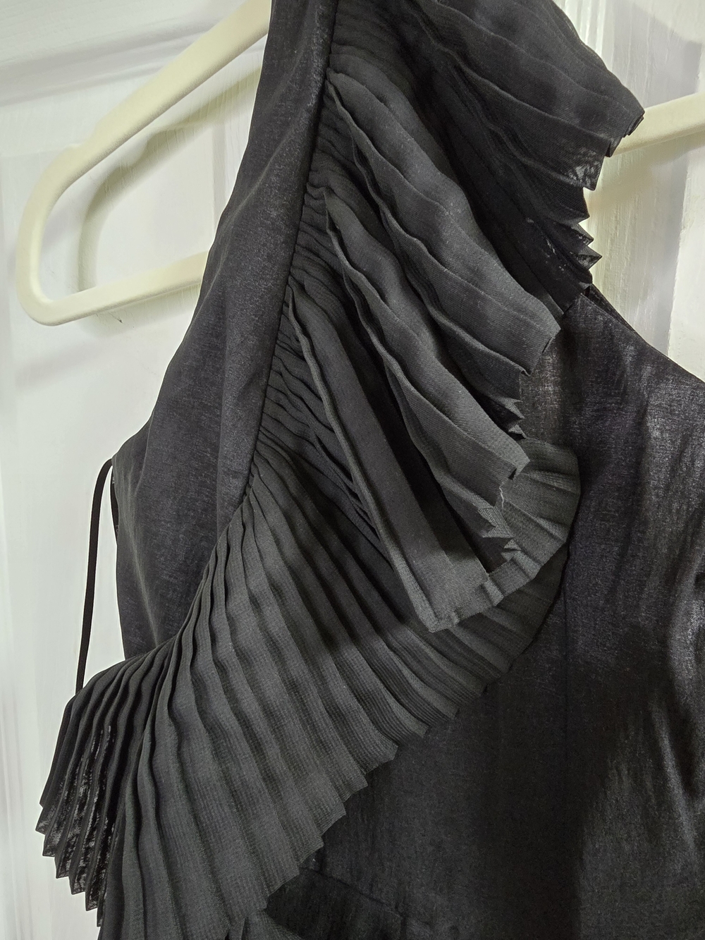 Black One-Shoulder Ruffle Cocktail Dress - Picture 5 of 6